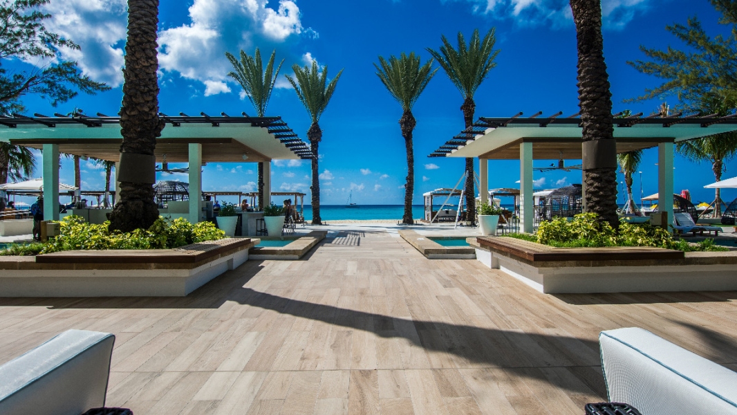 https://joomla-portal.jomres.net/jomres/uploadedimages/12/property/0/medium/marc-babin-9IzrXQakxk0-unsplash.jpg